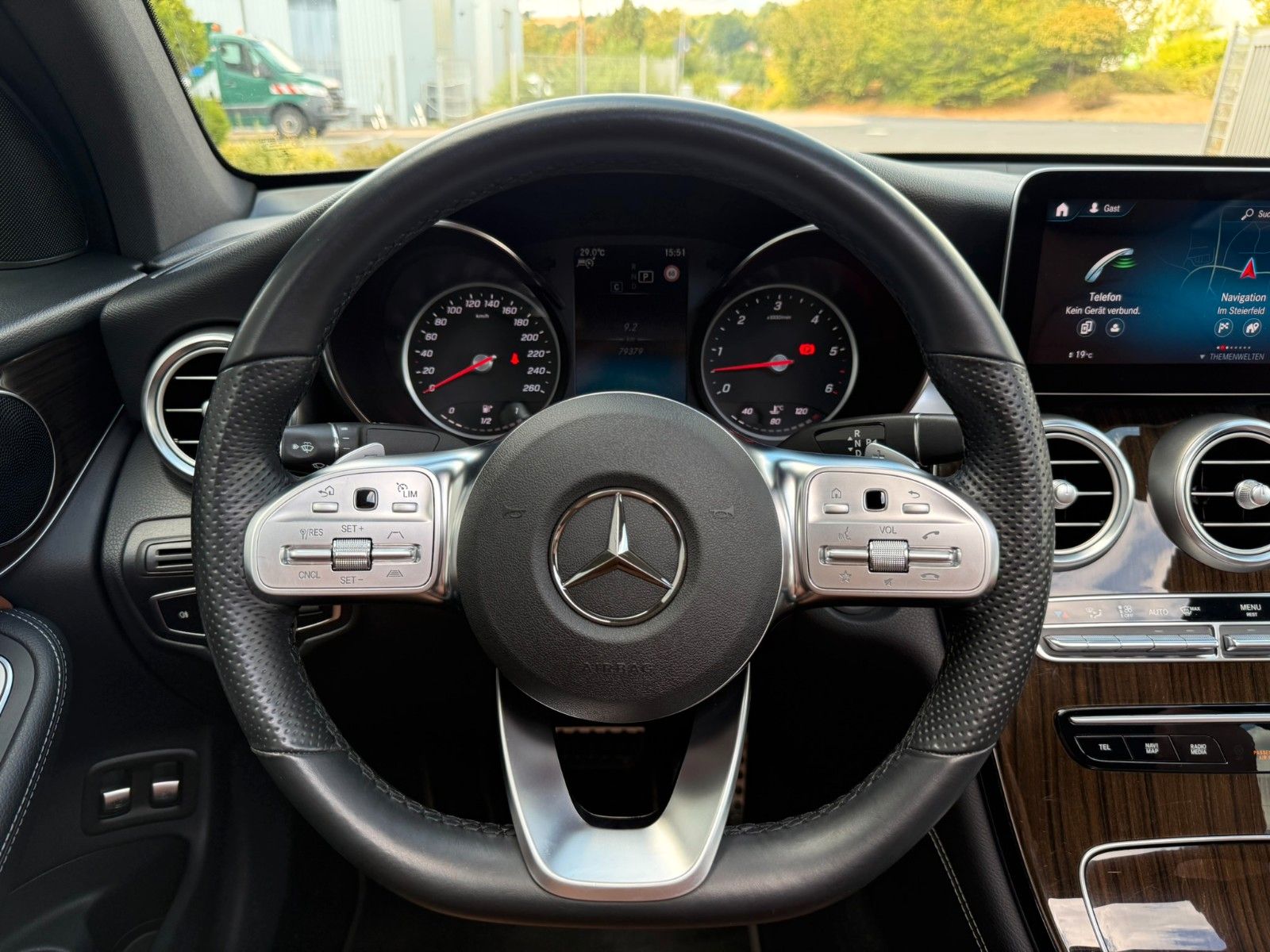 Fahrzeugabbildung Mercedes-Benz GLC 400d Coupe 4M Standh+Distr+AHK+Memory+ESD