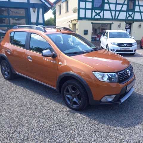 Dacia Sandero TCe 90 Stepway Celebration + ORIG 24 TKM