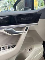 Volkswagen Touareg 3.0 V6 TDI SCR 4MOTION Tiptronic Luftfe. - VW Touareg Gebrauchtwagen in Hannover