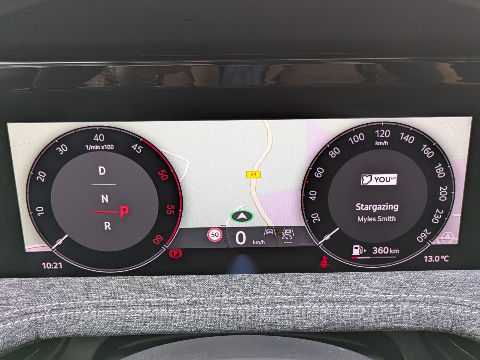 Fahrzeugabbildung SKODA Superb 2.0 TDI 4x4 Selection MATRIX*AHK*PANO*19"