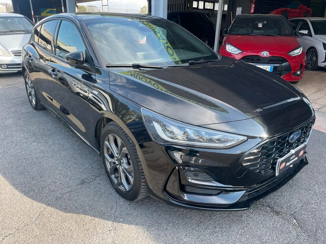 Ford Focus 1.0 EcoBoost Hybrid 125 CV 5p. ST-Lin imagem 3