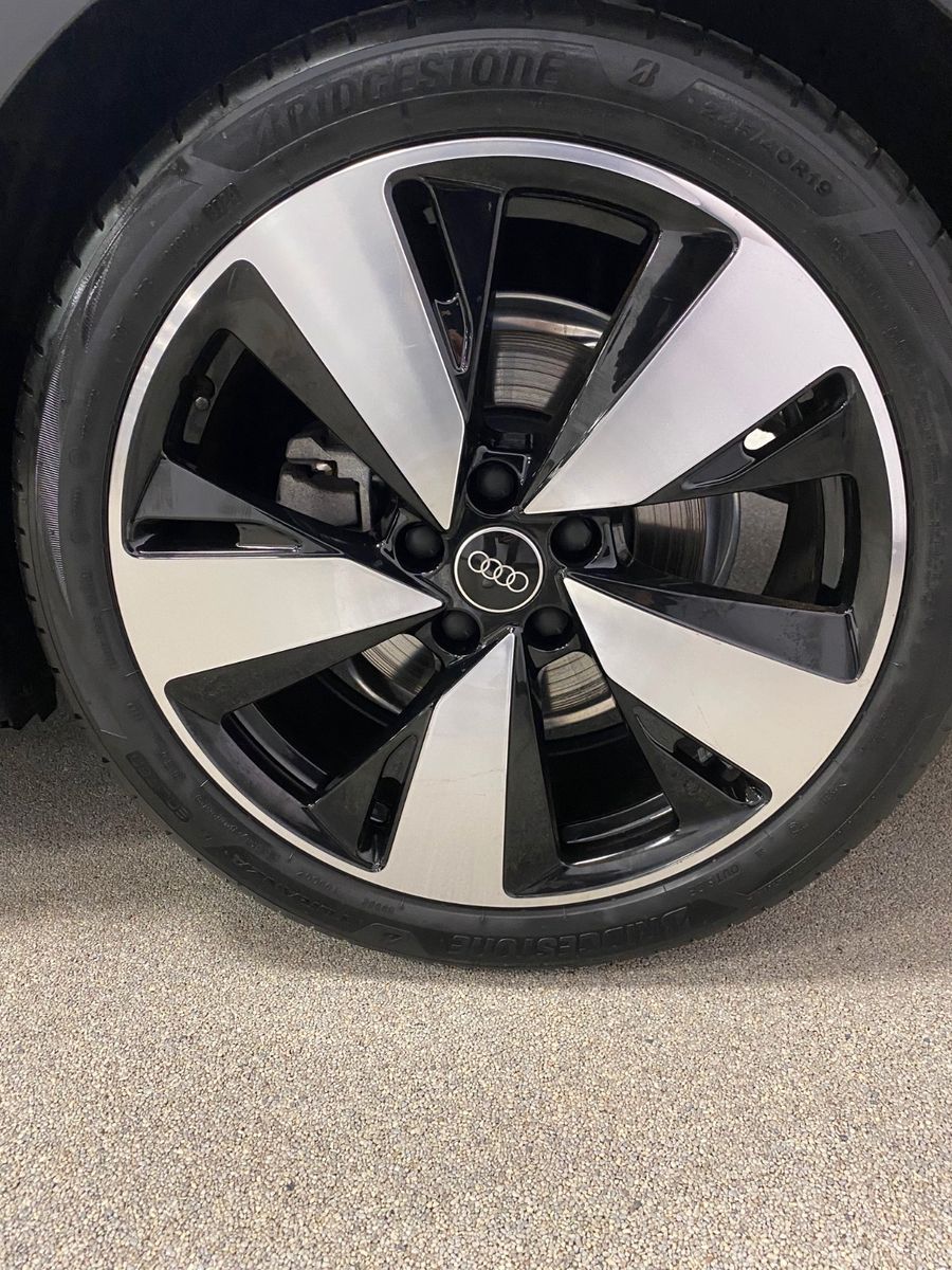 Fahrzeugabbildung Audi A5 B10 TFSI S tronic S-Line Avant+NAVI+19"+ACC+