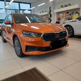 Skoda Fabia 1.0l TSI 70kw TOUR Navi Alu viele Extras  - Skoda Fabia: Extra