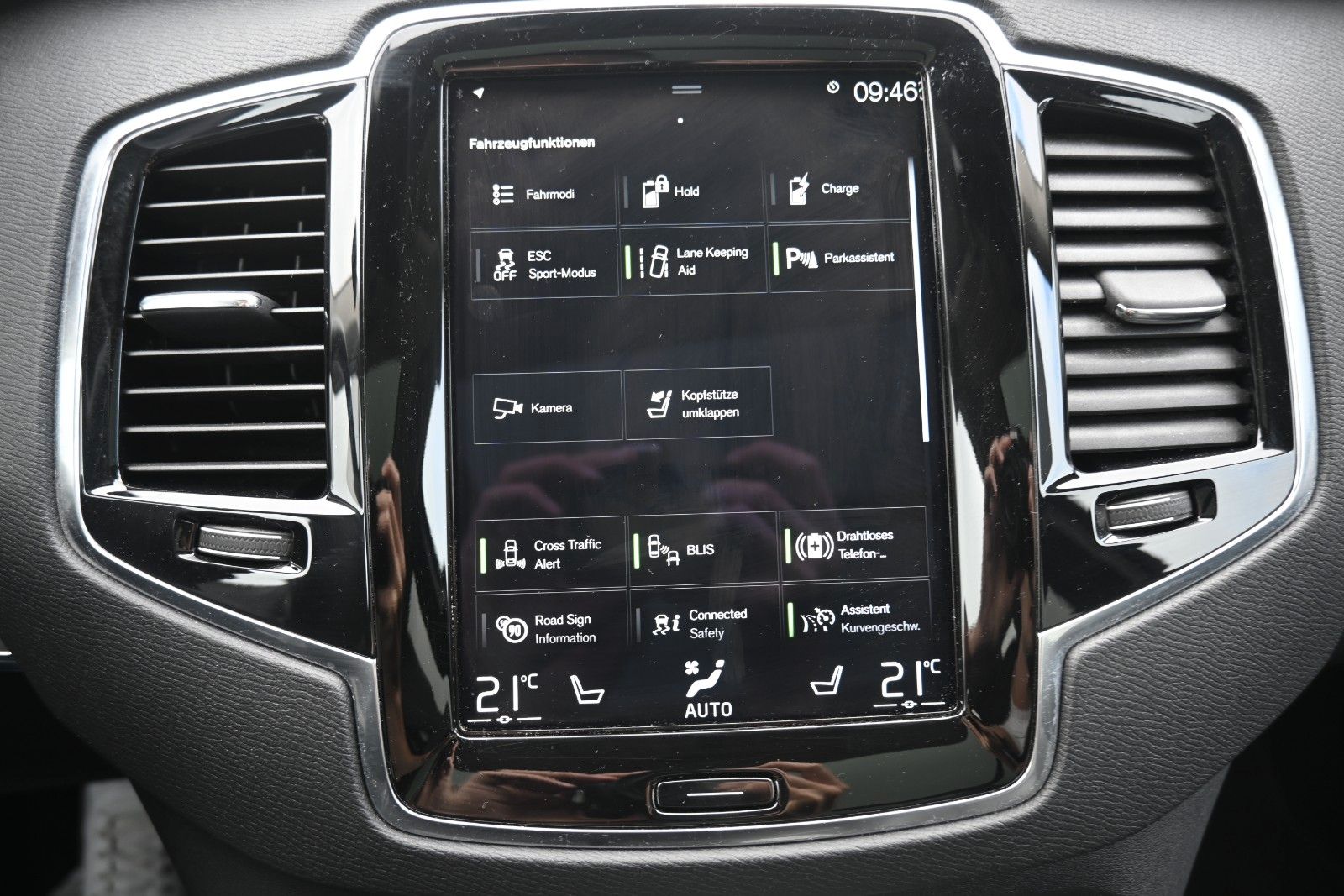 Fahrzeugabbildung Volvo XC90 T8 AWD RC Inscription Expression*RFK*PANO*