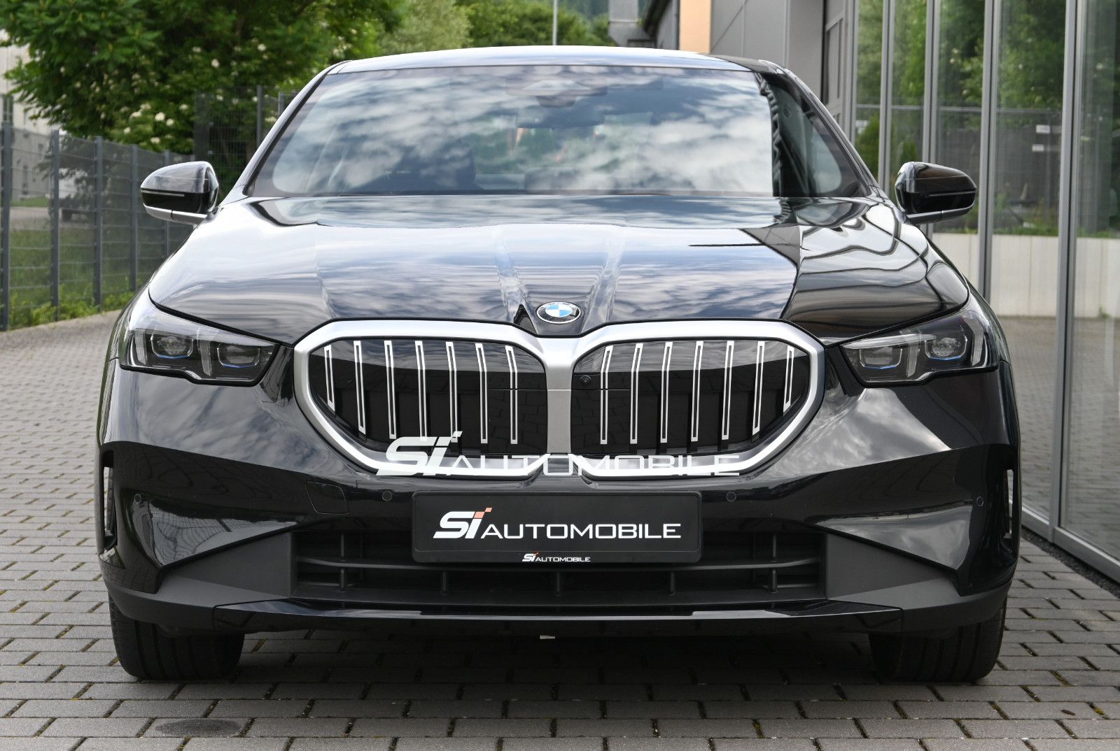 Fahrzeugabbildung BMW 520i Aut. °KOMFORTSITZE+BELÜFTUNG°STANDHEIZUNG°