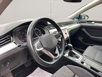 Volkswagen Passat Variant - 11