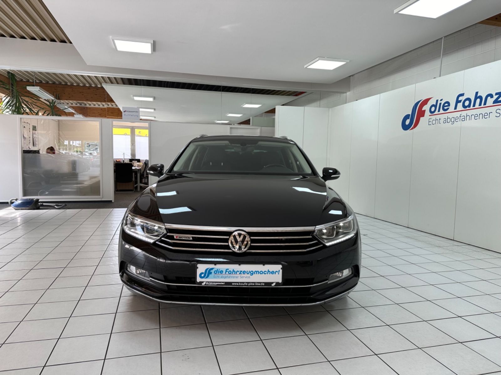 Fahrzeugabbildung Volkswagen Passat Variant Highline BMT4Motion*DSG*CarPlay