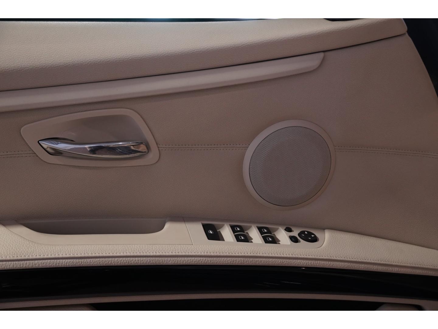 BMW 330 i Cabrio Memo Comfortpak. Leder 19''HIFI Key