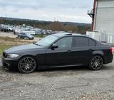 BMW 330d Lim. xDrive *M-SPORTPAKET*EURO.5*S-DACH*SHZ - BMW 330 aus 2009: D