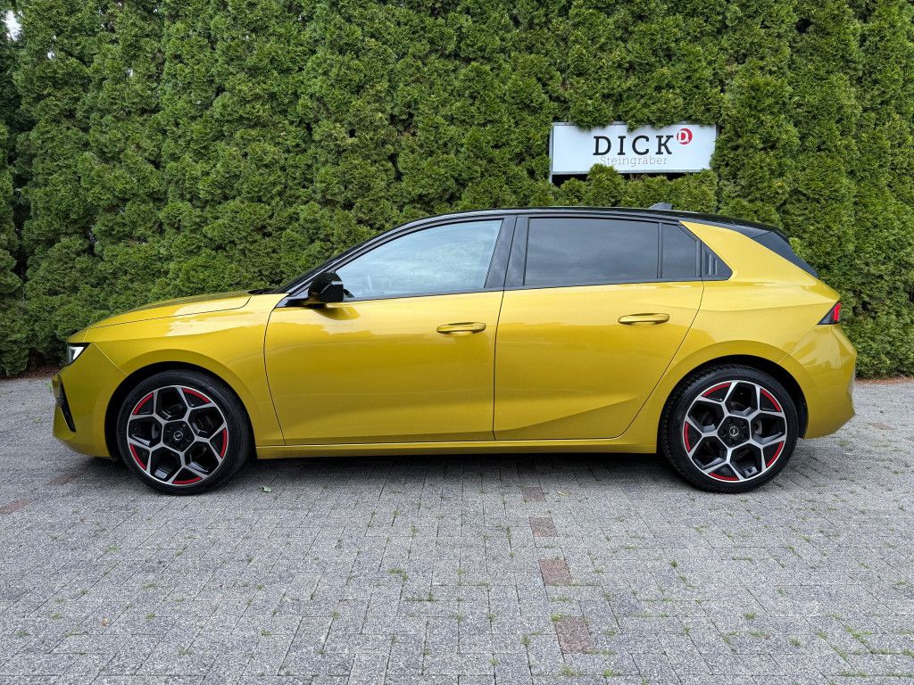 Fahrzeugabbildung Opel Astra 1.2 Aut. GS Line LED+SHZ+KAM+ARG+T-LEDER+