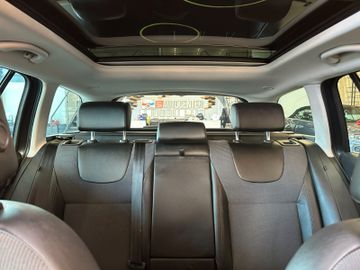 Skoda Octavia Combi *PANO*ACC*NAVI*LED*2-ZONEN*