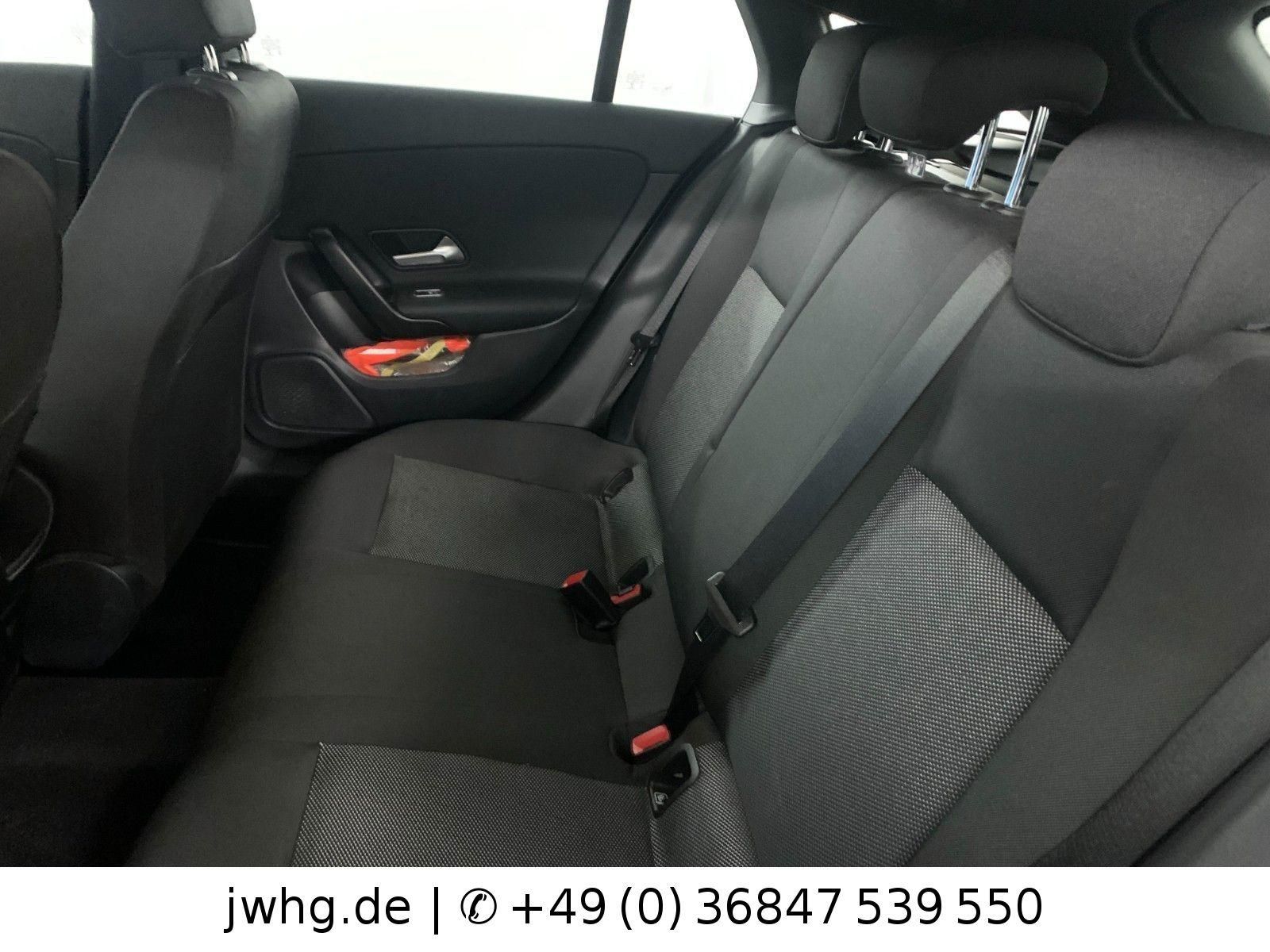 Mercedes-Benz CLA 220 4M SB LED Tempo StHz AHK DAB SpurAss 17" foto 10
