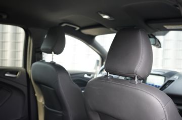 Ford Kuga - 12