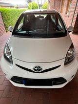 Toyota Aygo 1.0 - TÜV neu - BJ 2012 - Toyota: Bj