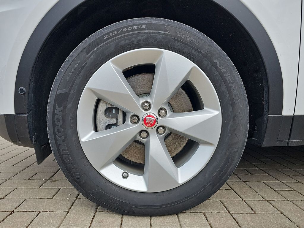 Jaguar E-Pace P160 FWD