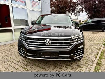 Volkswagen Touareg - 3