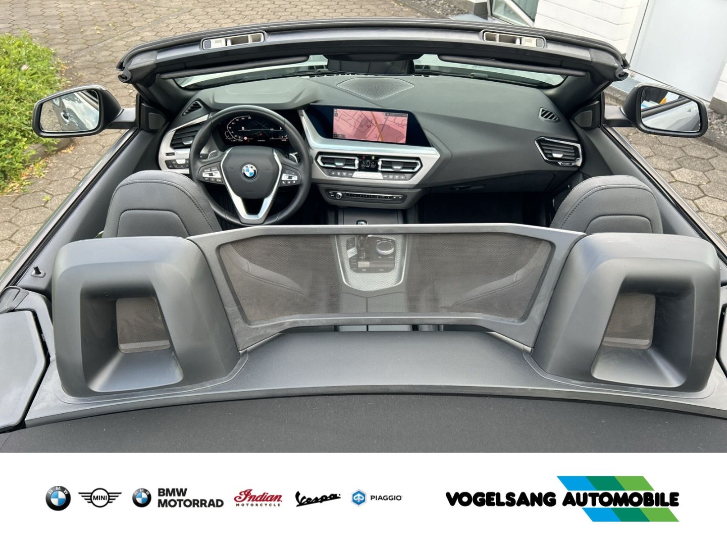 Fahrzeugabbildung BMW Z4 sDrive20i,M-Aerodynamik,DrivingAssistant,Komf