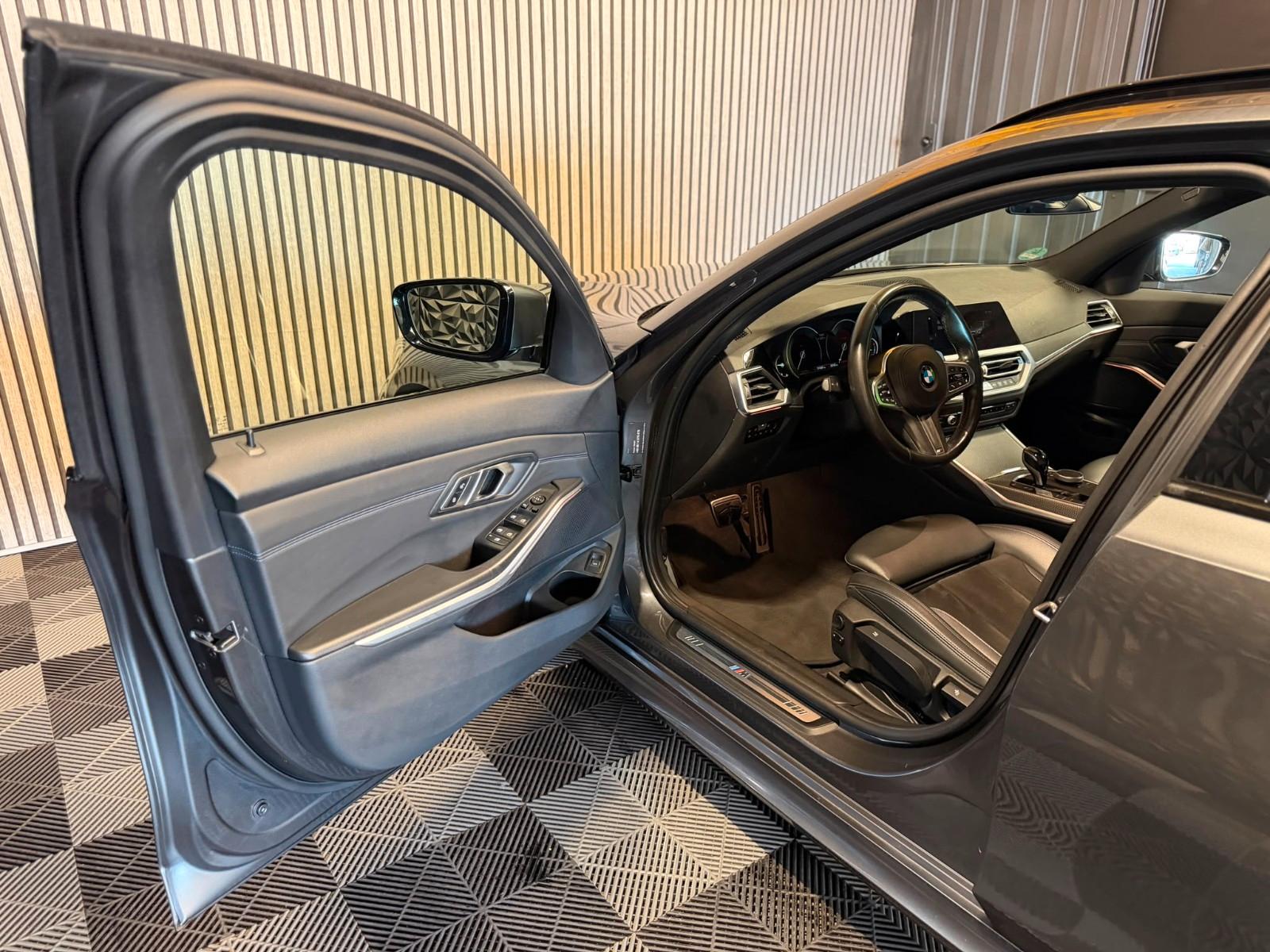 BMW 330i Touring M-Paket