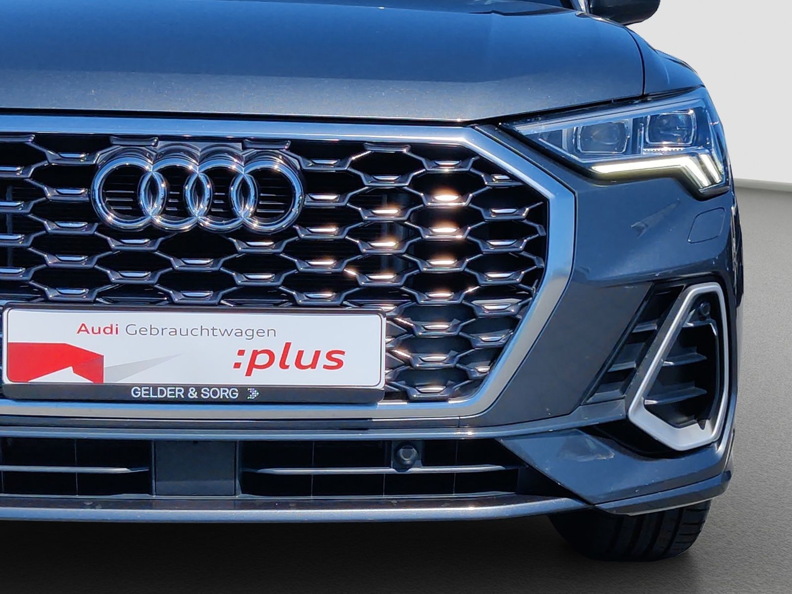 Audi Q3 Sportback 45 TFSIe S line Business*Matrix*EPH foto 13