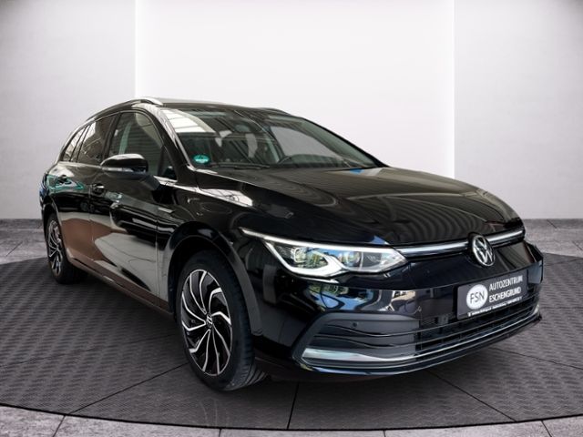 Fahrzeugabbildung Volkswagen Golf Variant 1.5 eTSI DSG STYLE NAVI IQ.LIGHT AH