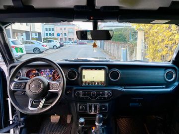 Jeep Wrangler - 9