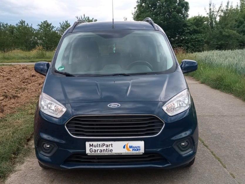 Ford Tourneo Courier Titanium*1.HD/SH*