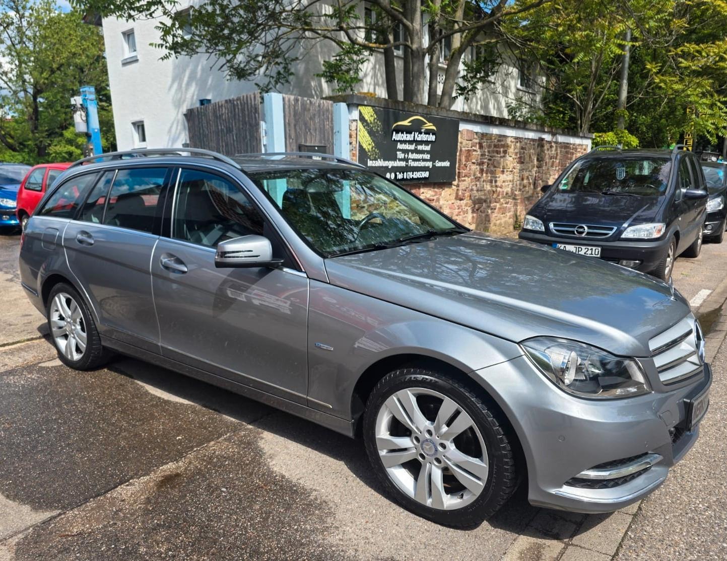 Mercedes-Benz C 180 T CGI BlueEfficiency AVANTGARDE/Top Zust.