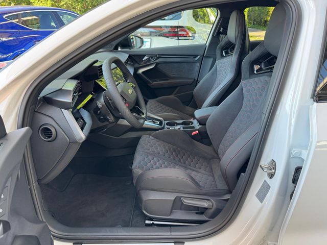 RS3 2.5 TFSI Stronic Sportback Sportabgas/Schale