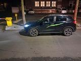 Honda H-RV 1,5 executive - Honda: R