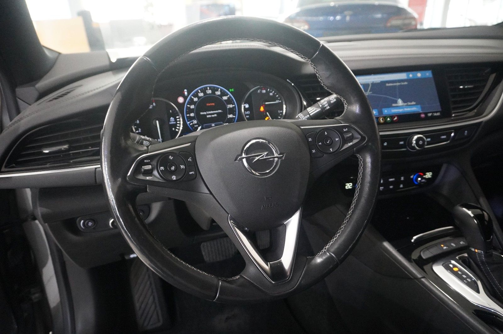 Fahrzeugabbildung Opel Insignia B ST 2.0D ELEGANCE NAVI/LED/KAMERA/DAB+
