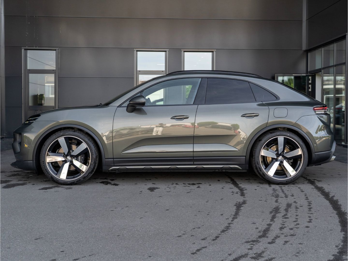 Porsche Macan BOSE 22'' ACC Sport Sound Luftfederung 0,2 imagem 2
