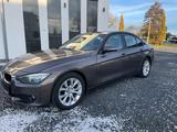 BMW 320 d Efficient Dynamics Edition*Navi*Leder* - BMW 320: 320d Efficient Dynamics Edition