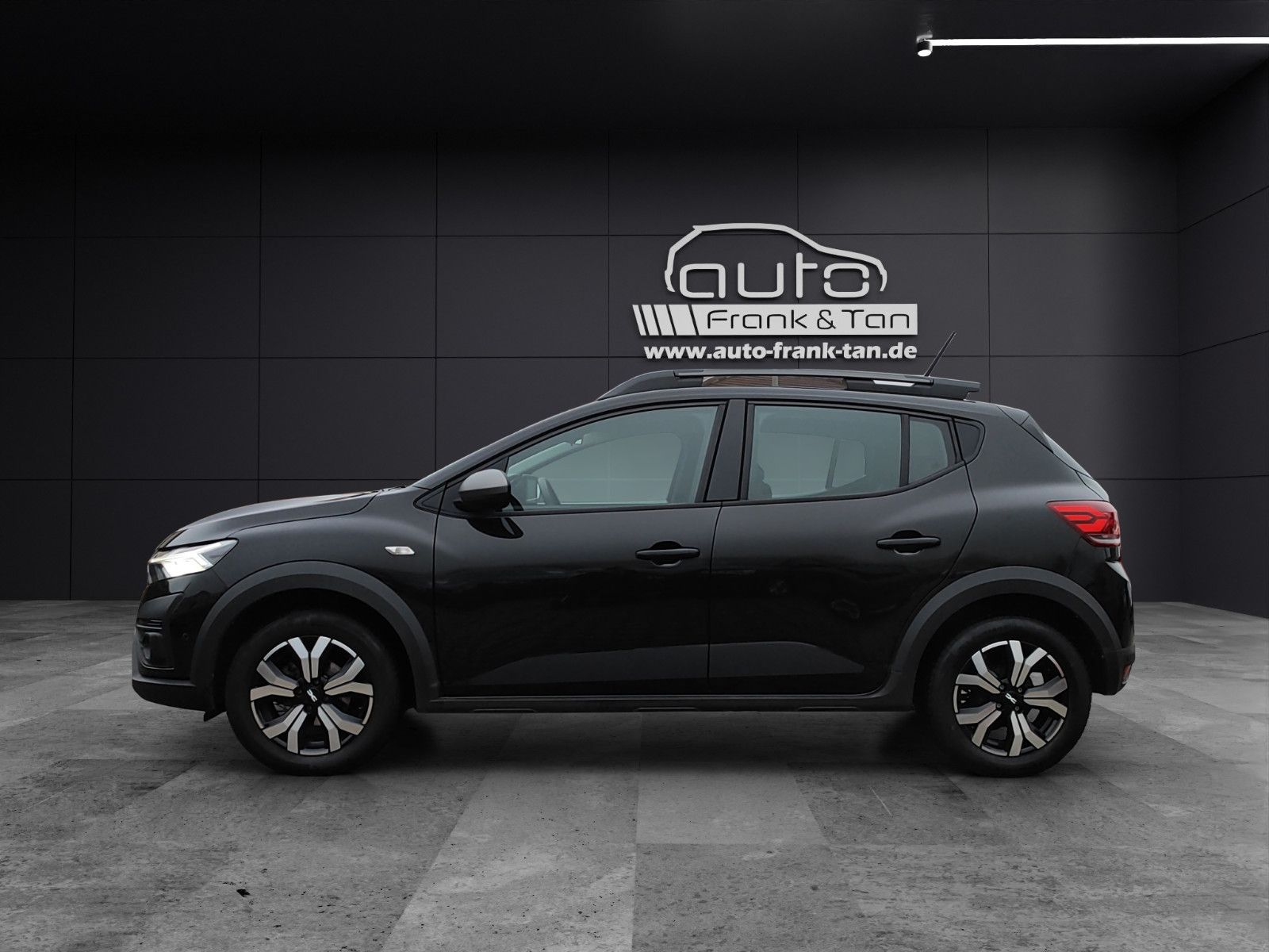 Fahrzeugabbildung Dacia SanderoIII Stepway*Sitzheizung*Bluetooth*Kamera*