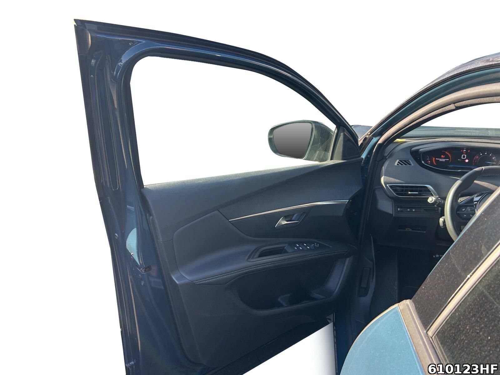 Fahrzeugabbildung Peugeot 3008 Allure Pack PureTech 130 EAT8