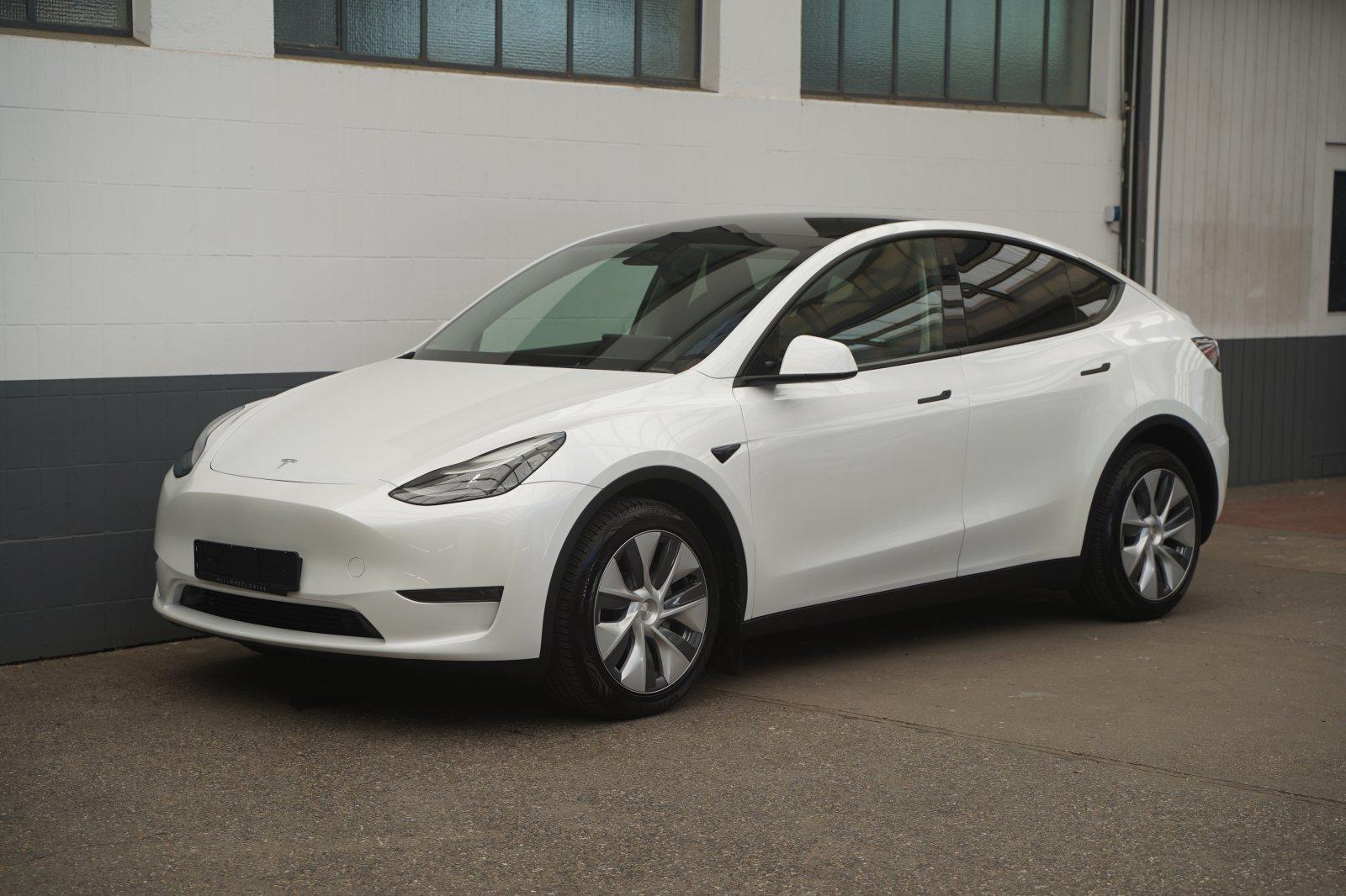 Tesla Model Y Long Range AWD *1.Hand*unfallfrei*