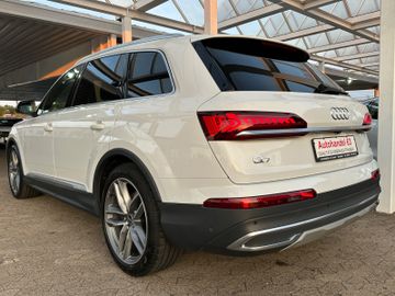 Audi Q7 - 12