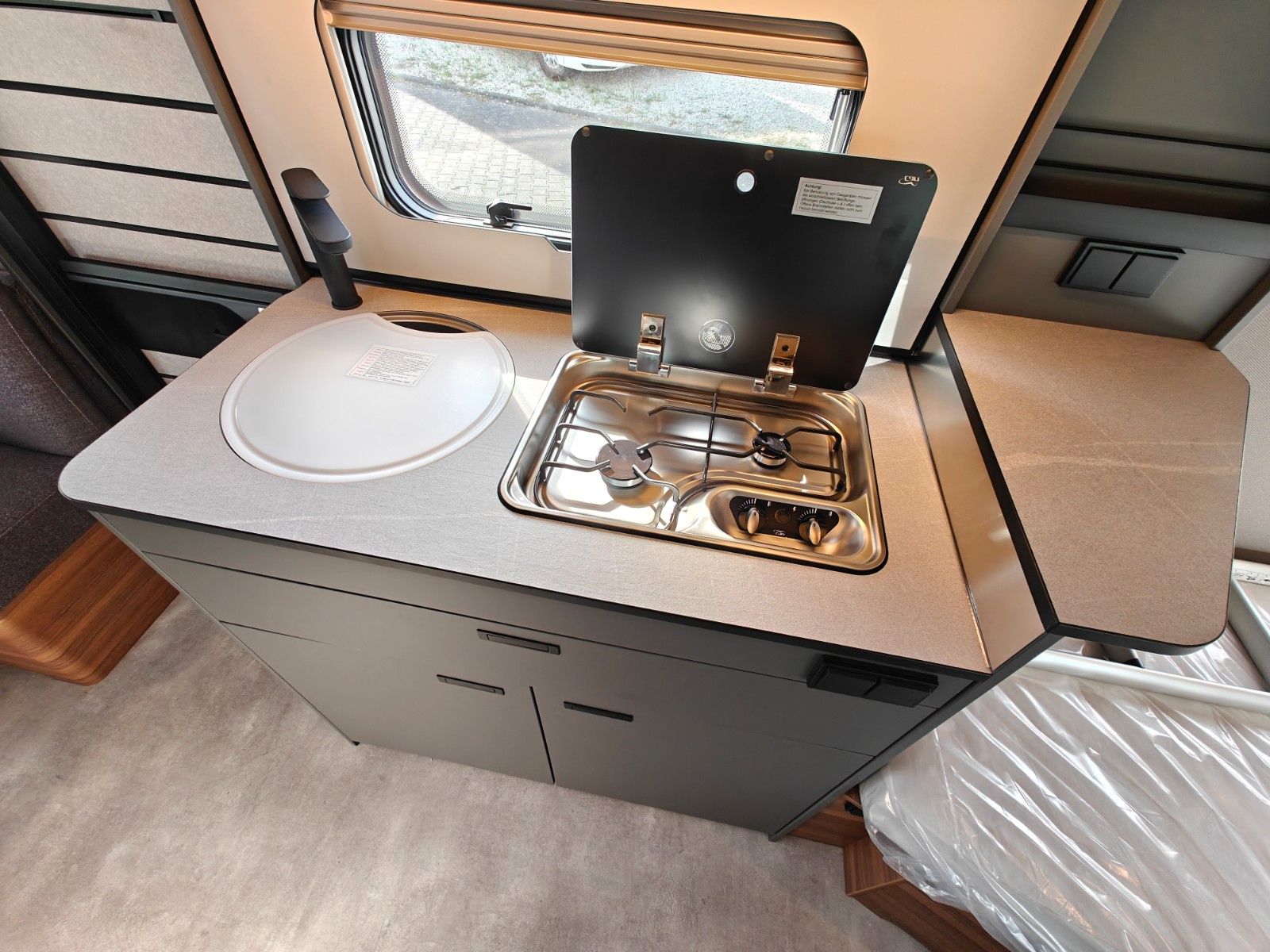 Fahrzeugabbildung HYMER / ERIBA / HYMERCAR Feeling 442 2026