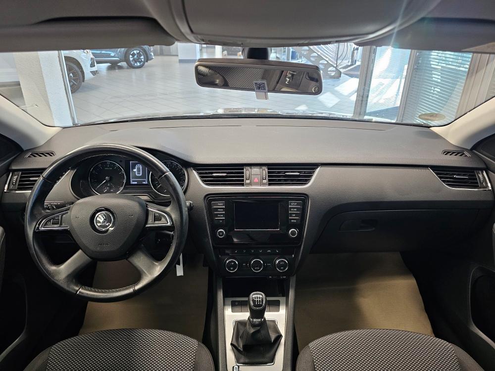 Skoda Octavia Ambition AHK,Sitzheizung,PDC,Klima