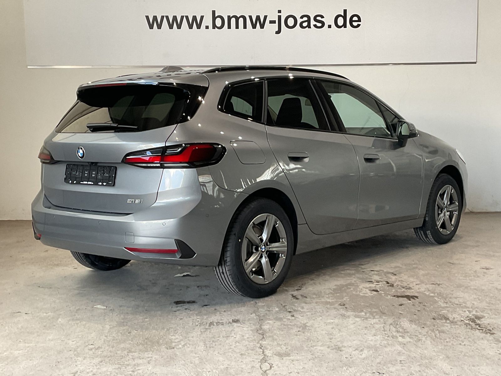 Fahrzeugeinzelansicht 18 Fahrzeugabbildung BMW 218i Anhängerkupplung, Head-Up DAB LED WLAN