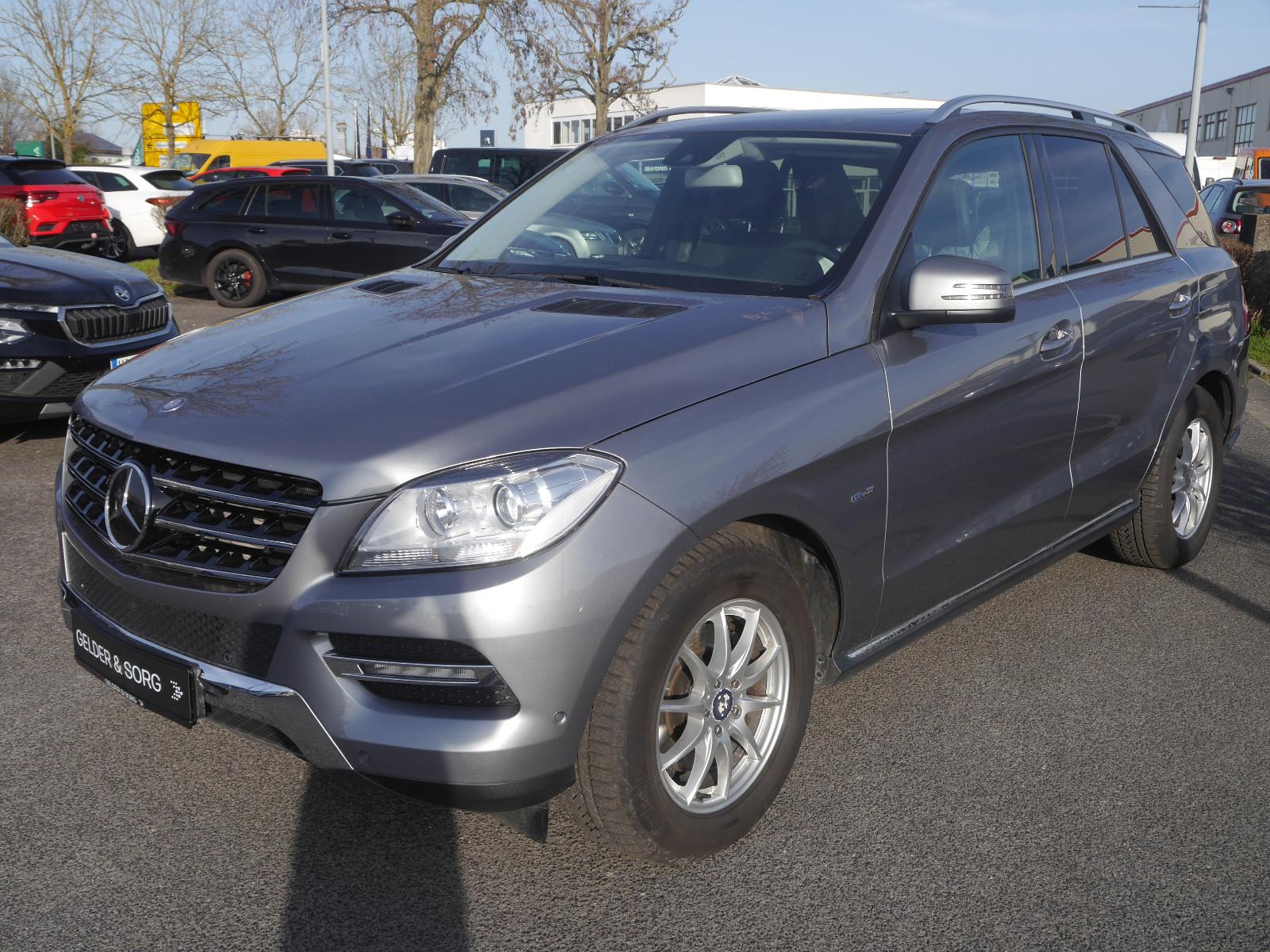 Mercedes-Benz ML 350 CDI BlueTec*H&K*Sportpaket-Interieur*AHK*