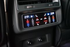 AUDI RSQ8 performance | B&O Advanced | Carbon | 305 AUDI RSQ8 performance | B&O Advanced | Carbon | 305