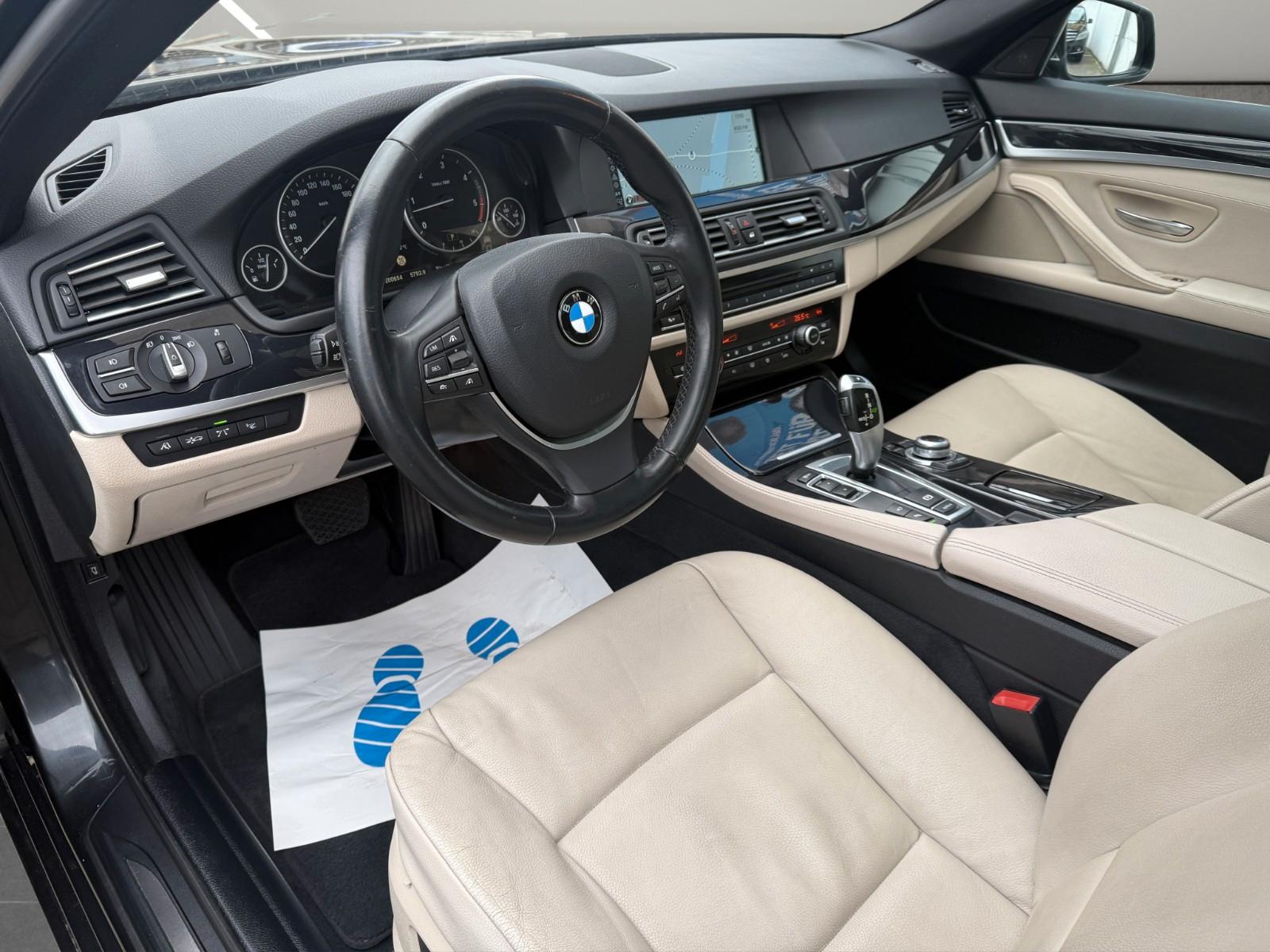 BMW 530 d Touring Pano*Leder*ACC*Navi Prof*Xenon*2.H