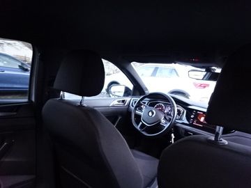Fotografie 19 des VW Polo 1.0 TSI Highline *Navi*el.Sp.ankl.*ACC*Clim