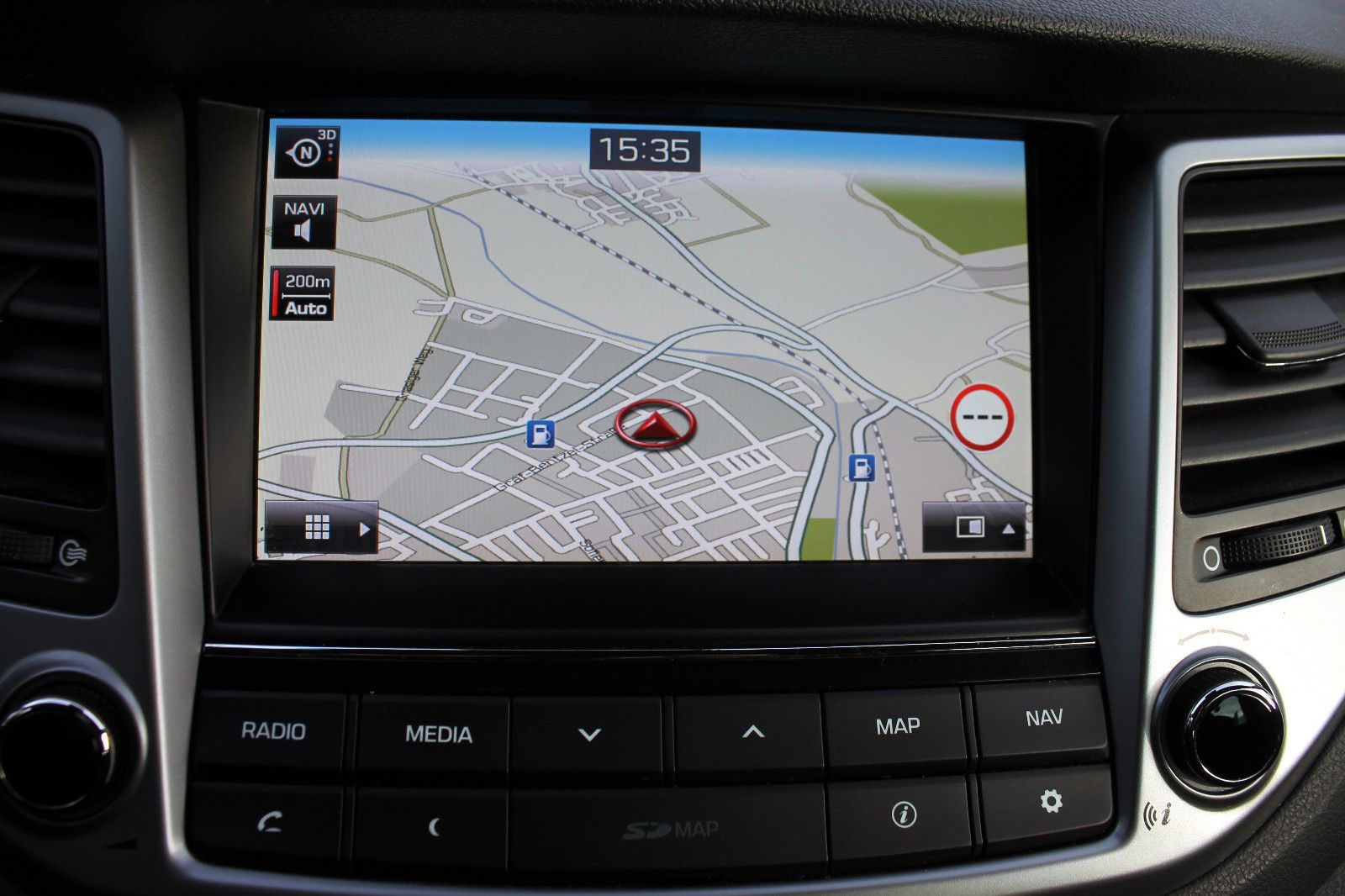 Fahrzeugabbildung Hyundai Tucson 1.6 Turbo Premium 4WD LED SHZ AHK KAM BT