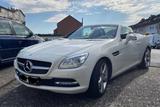 Mercedes-Benz SLK 200 - - weiße Mercedes-Benz SLK 200