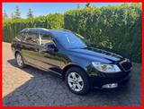 Skoda Octavia Combi AMBIENTE KLIMAAUT. SITZH. PDC AHK - Skoda Octavia aus 2011: Kombi