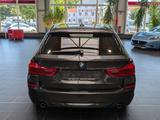 BMW 530d  Touring Aut. Sport Line Navi AHK PDC LED - BMW 530 Gebrauchtwagen in Mannheim