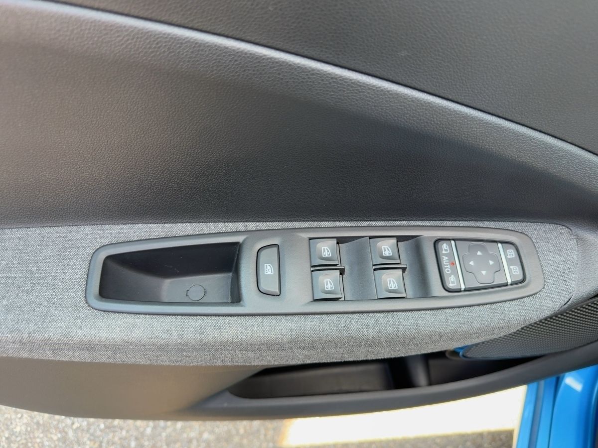 Fahrzeugabbildung Renault ZOE Intens R135 Z.E 50 Batt.-miete