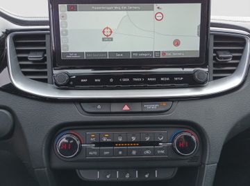 Fotografie 12 des Kia cee'd Sportswagon cee'd 1.6 Hybrid Sportswagon Navi AC