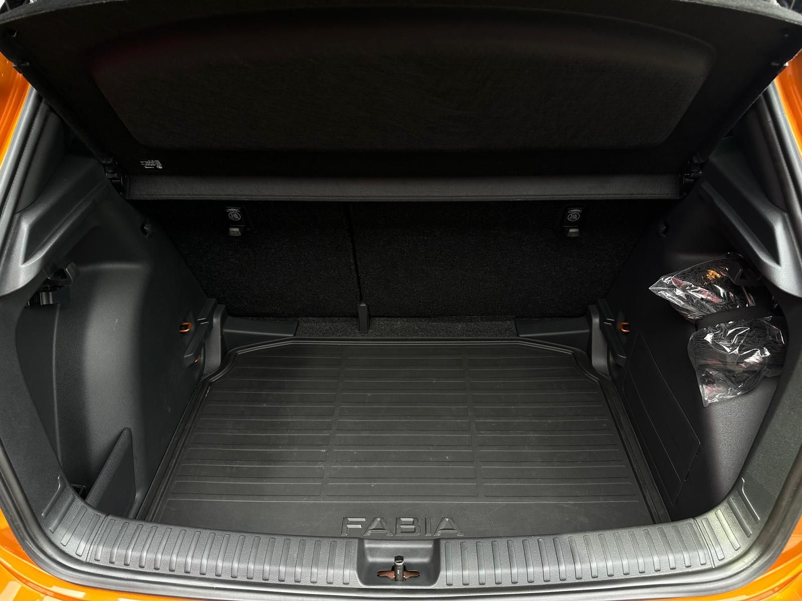 SKODA Fabia 1.0TSI MONTE CARLO LED#PANO#TEMPO#SHZ#LH - Image 7